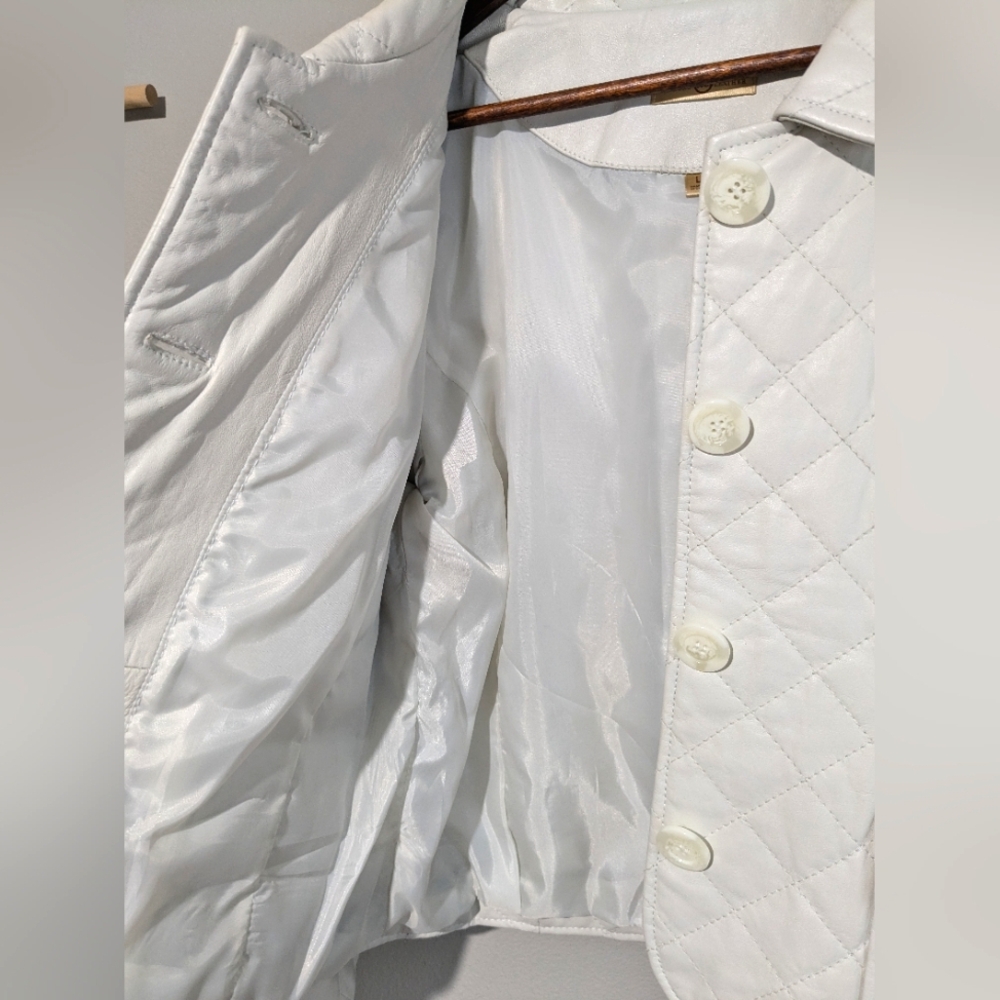 Wilsons Leather White Quilted Jacket - Picture 14 of 16